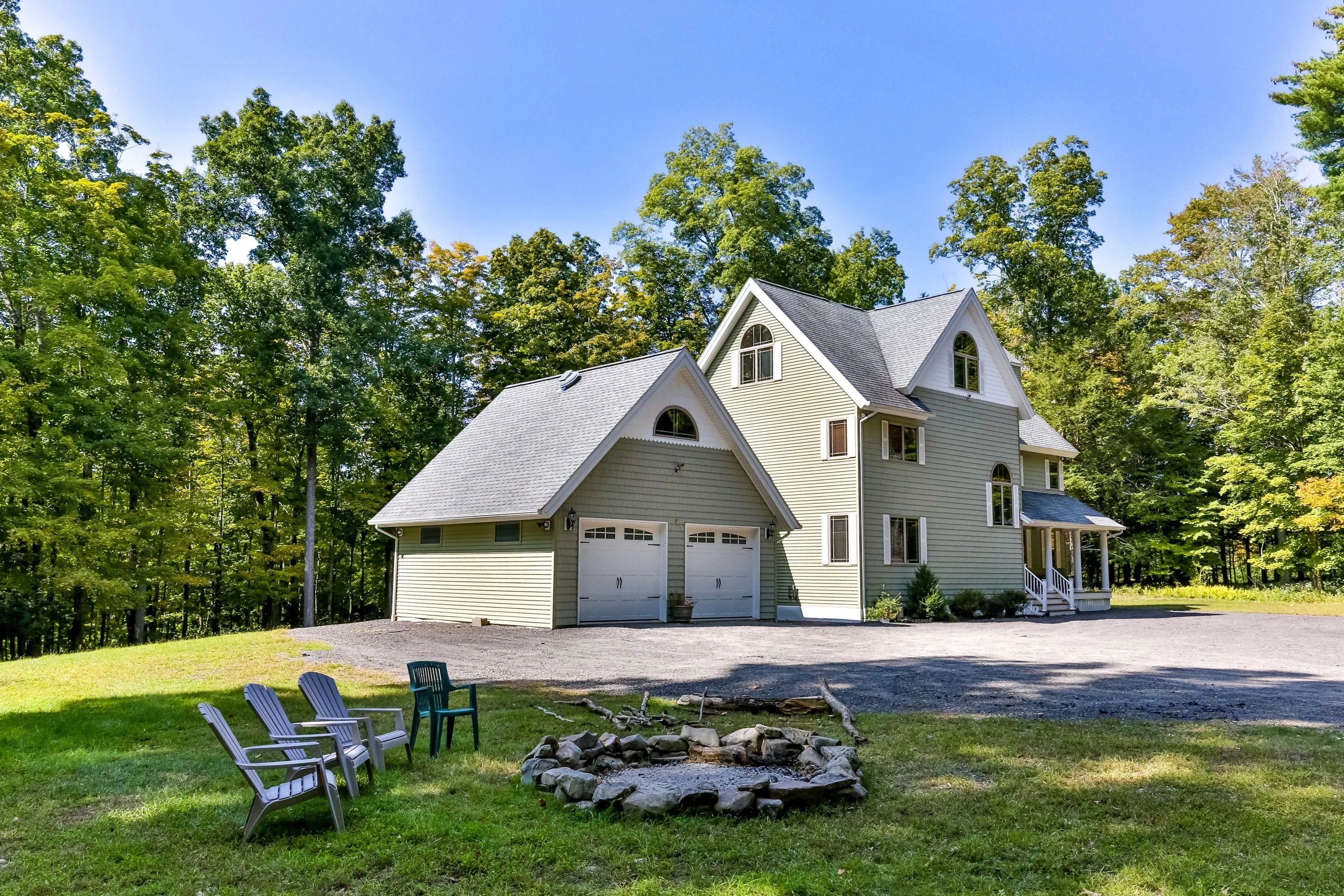 No Boundaries Estates Country, Vacation Rental, Windham Hunter