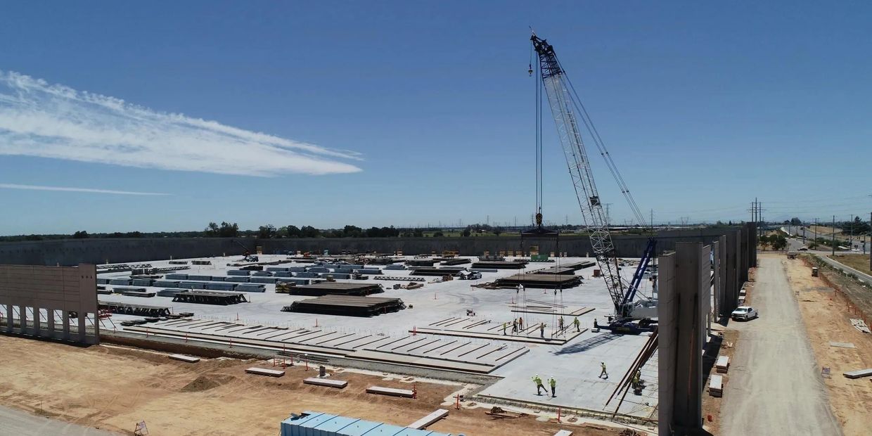 Overview of PCS Concrete tilt-up project 