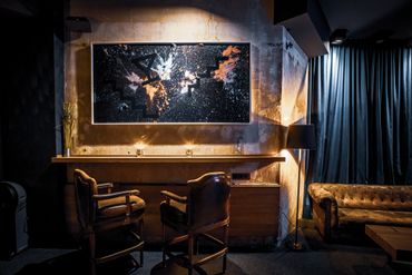 Stairs Bar Berlin | Cocktail & Zigarren
Große Auswahl an Rum und Whisky. 