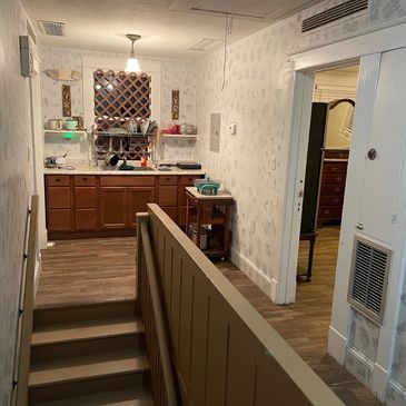 Upstairs in Deland FL