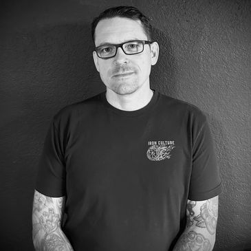 Tattoo Artist - Eric Henry