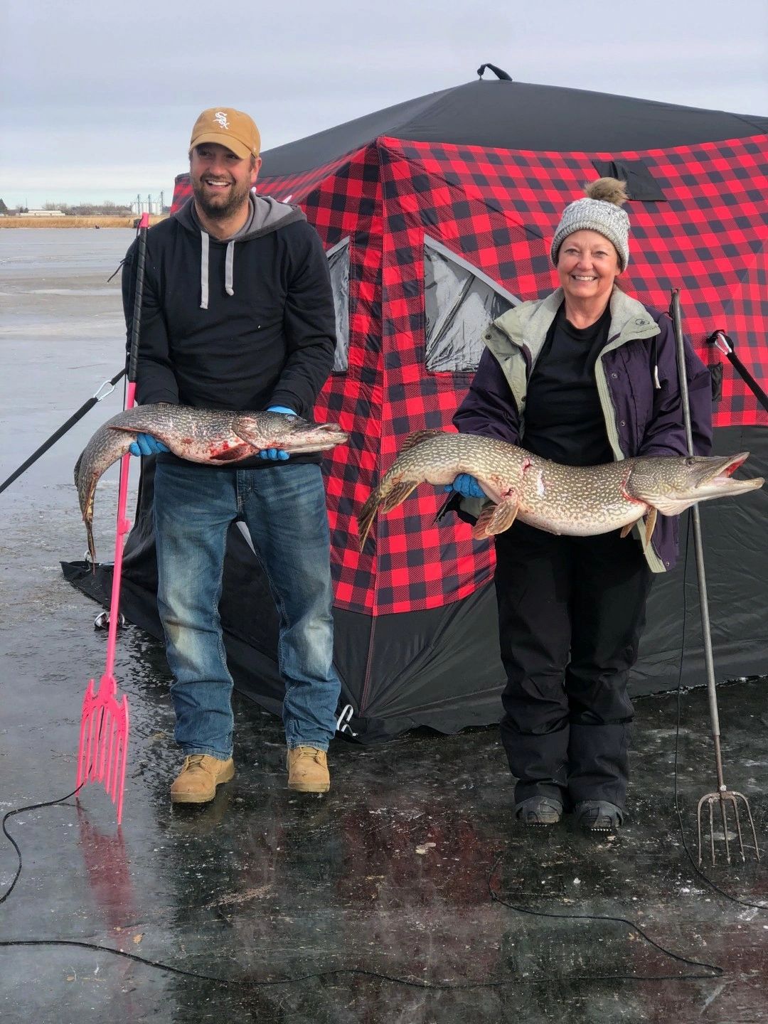 7 Tine Ice Fishing Spears (59)