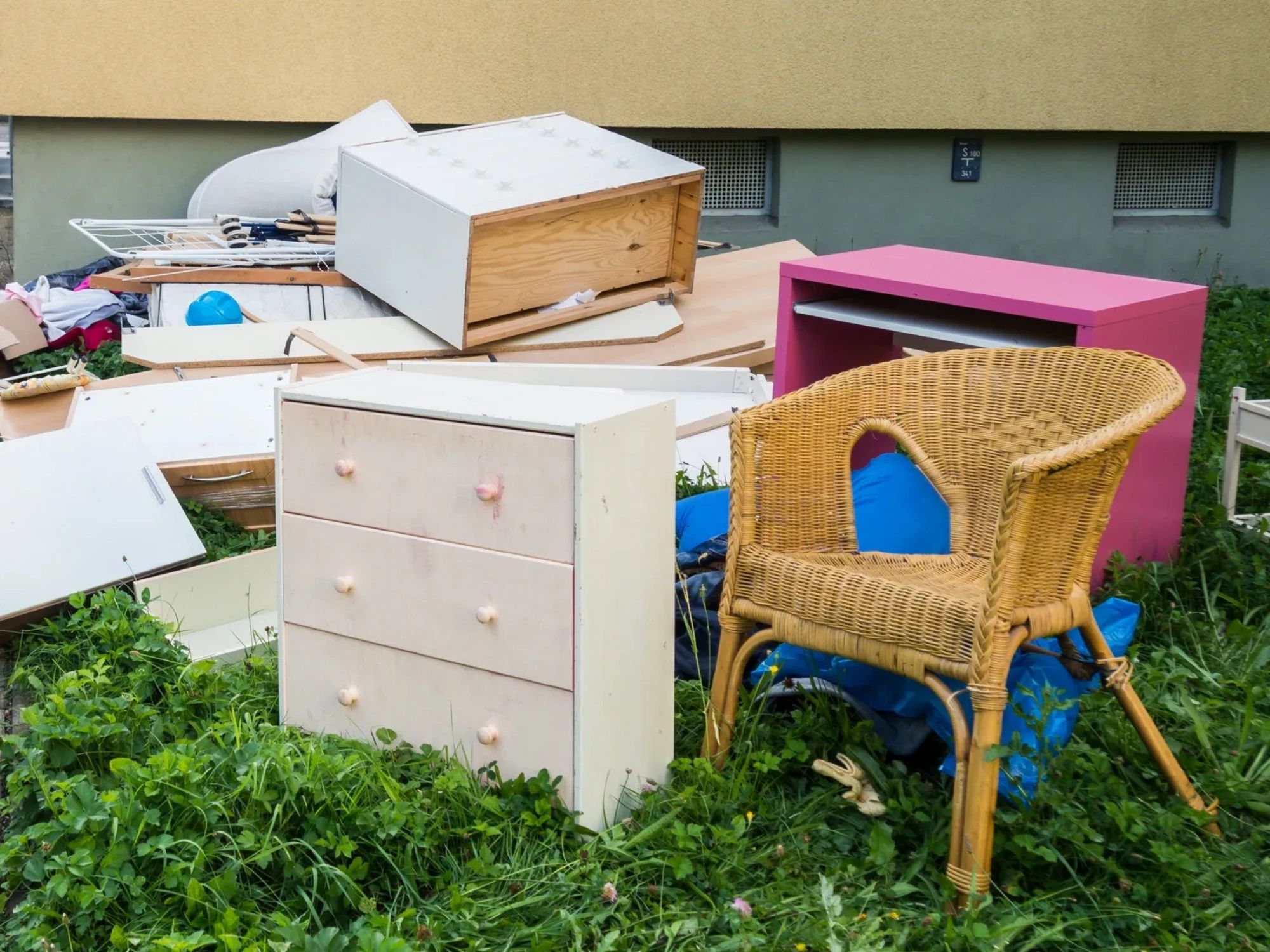 Professional Junk Removal Company | A1 Junk Removal/ Hauling