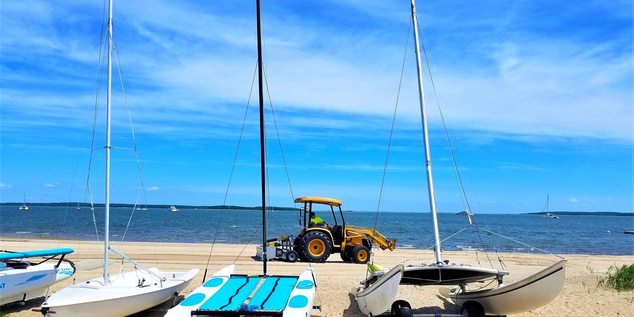 Large-Scale Beach Sifting Equipment
