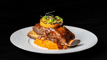 Turning cravings into clicks on Talabat, Deliveroo & Careem.