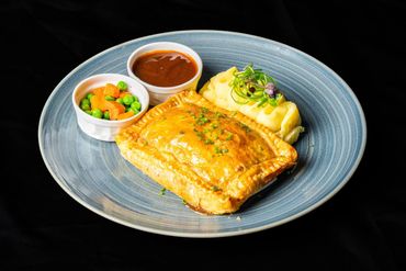 Crafted for platforms. Designed to convert on Talabat, Deliveroo & Careem.