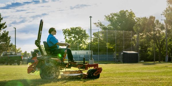 Gravely Pro-Turn ZX Mower
Berlin Gravely Sales
Millersburg, Ohio