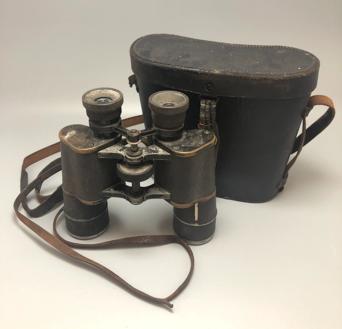 WW1 German Army Binoculars 8X50 CP Goerz DRP Marked