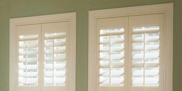 bedroom in royal leamington spa fitted with with shutters