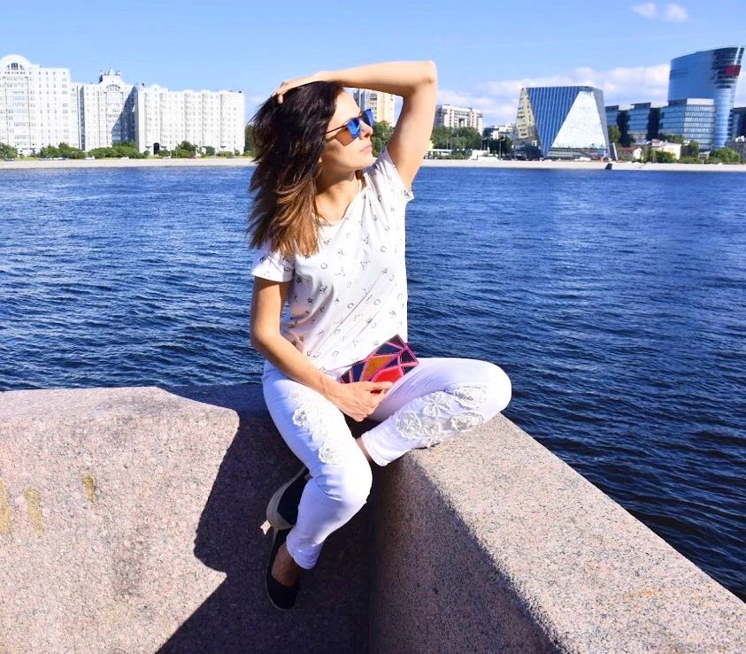 RFID LW-1807 (Lucky Pyramid) Ladies Clutch | 7” wide | Multi Color Real Leather | RFID Blocking 