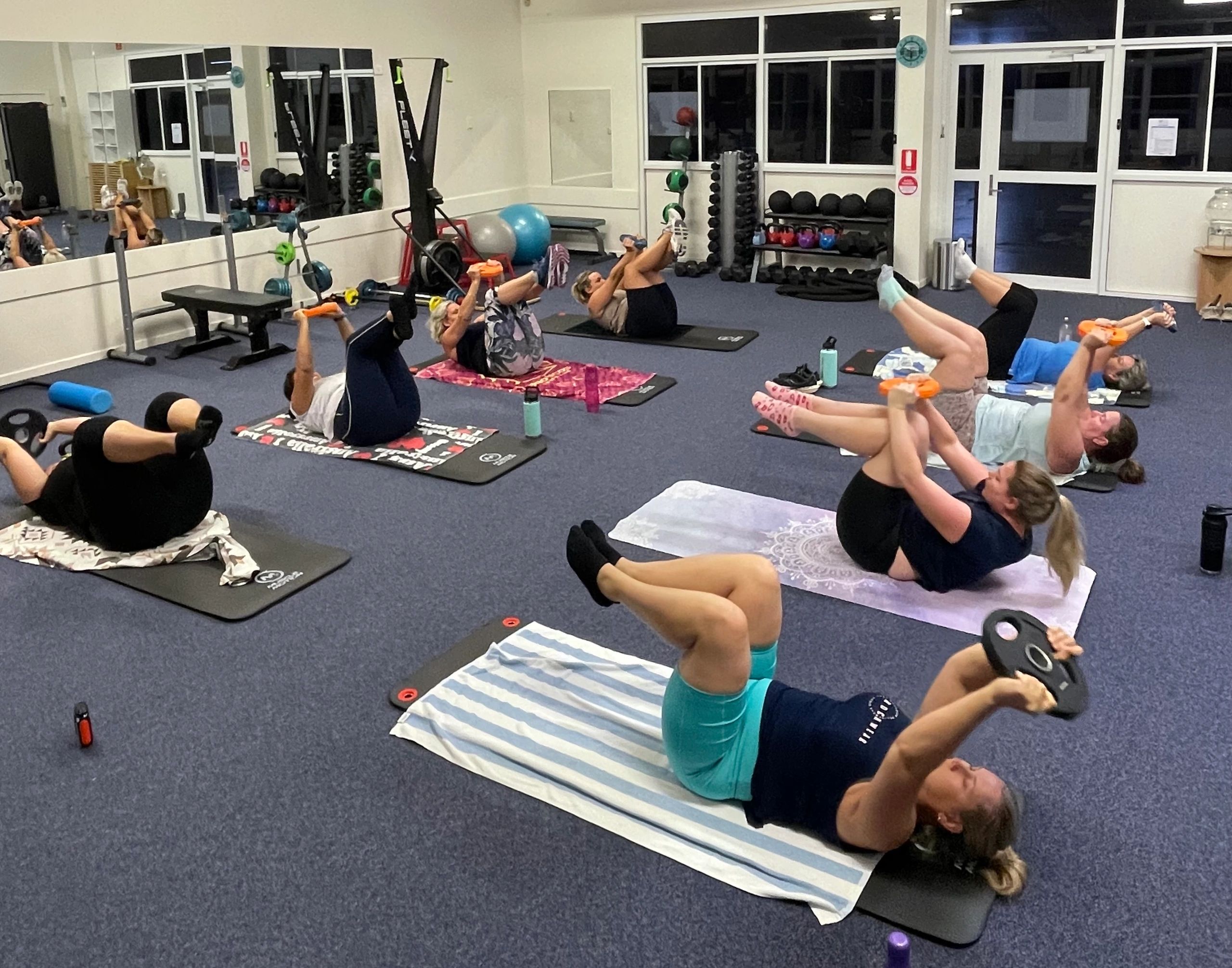 Small group training class ABT (Abs, Butt & Thighs)