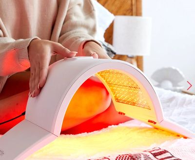 LightStim LED Facial Red and Blue Light therapy facial.