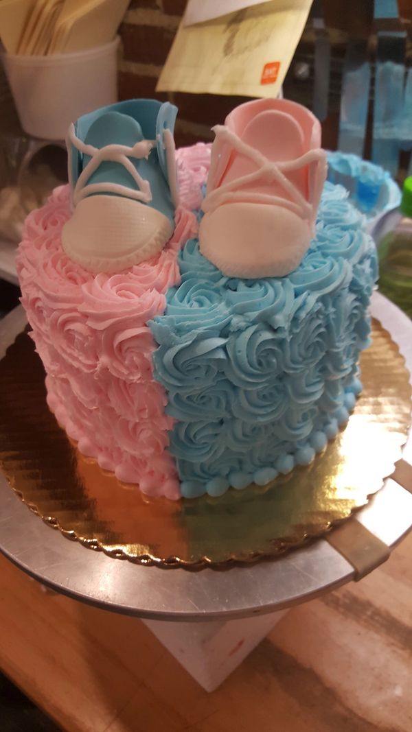 Gender reveal baby bootie cakes