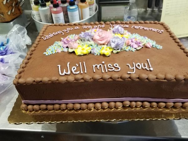 Flower retirement cake