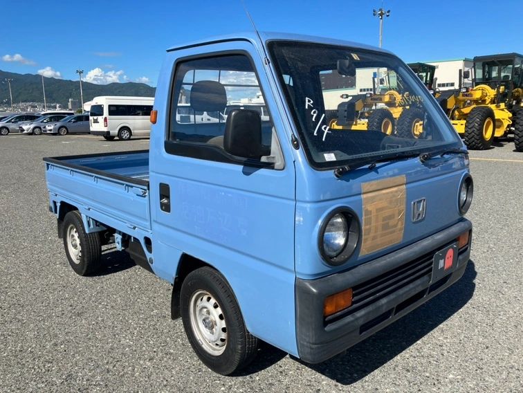 SHOP KEI TRUCKS FOR SALE AT OIWA.CO                                                                                      CLICK PHOTO