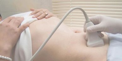 El ultrasonido de abdomen inferior se puede realizar para en casos de sospecha de apendicitis.