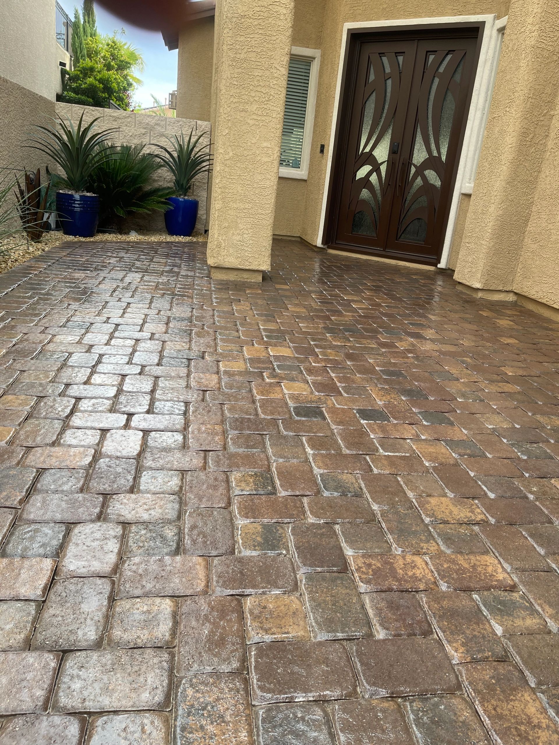 Brick paver sealing poly urethane on courtyards and d