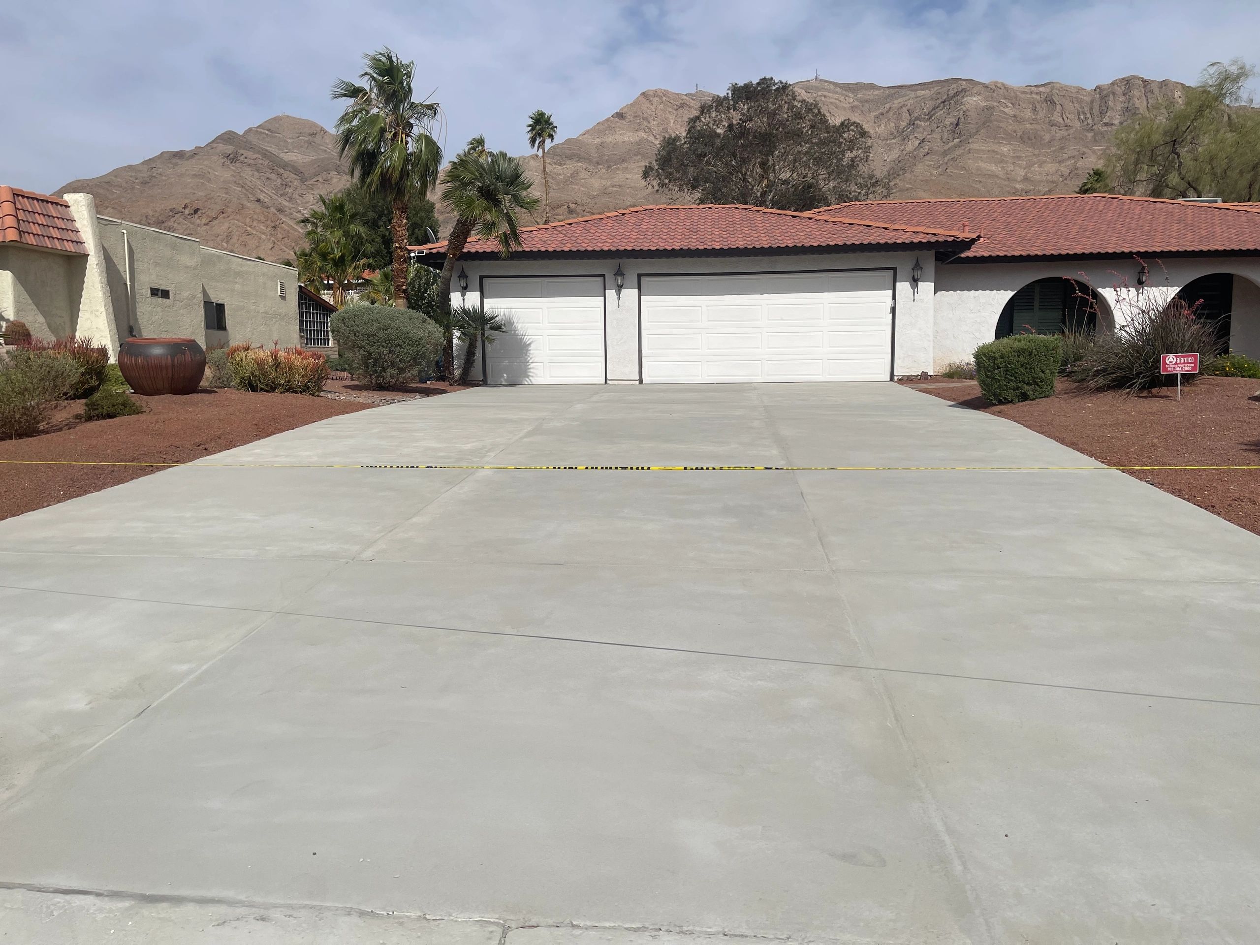 Driveway Concrete skim coat resurfacing and sealing 
