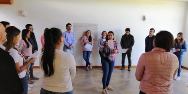 Procesos corporativos de alto nivel para pequeñas y grandes empresas, con grupos desde 10 personas