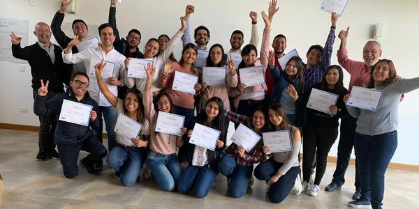 Comunicación aseritva, liderazgo, gestión humana, recursos humanos, multinacional, coaching, líder