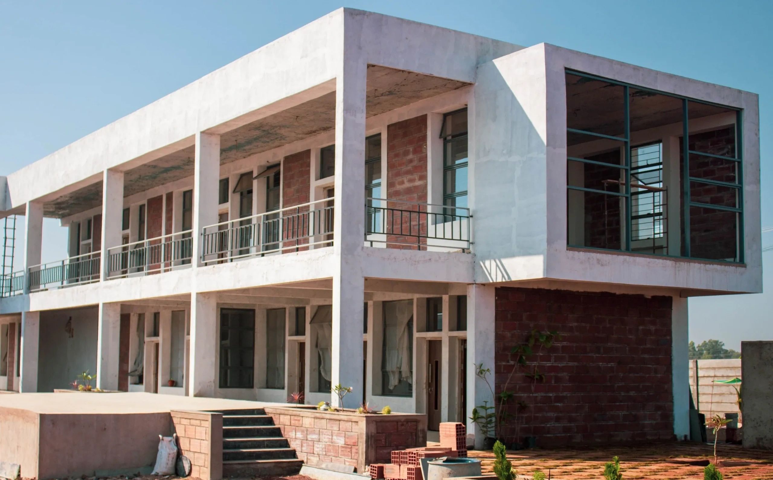 Rakshi School Website