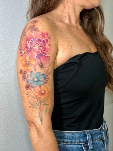 Delicate watercolor tattoo for woman tampa bay, best watercolor tattoos - Best Dainty tattoos