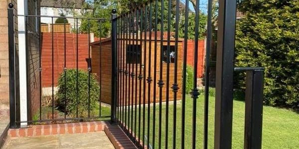 Metal garden railings ,powdercoated