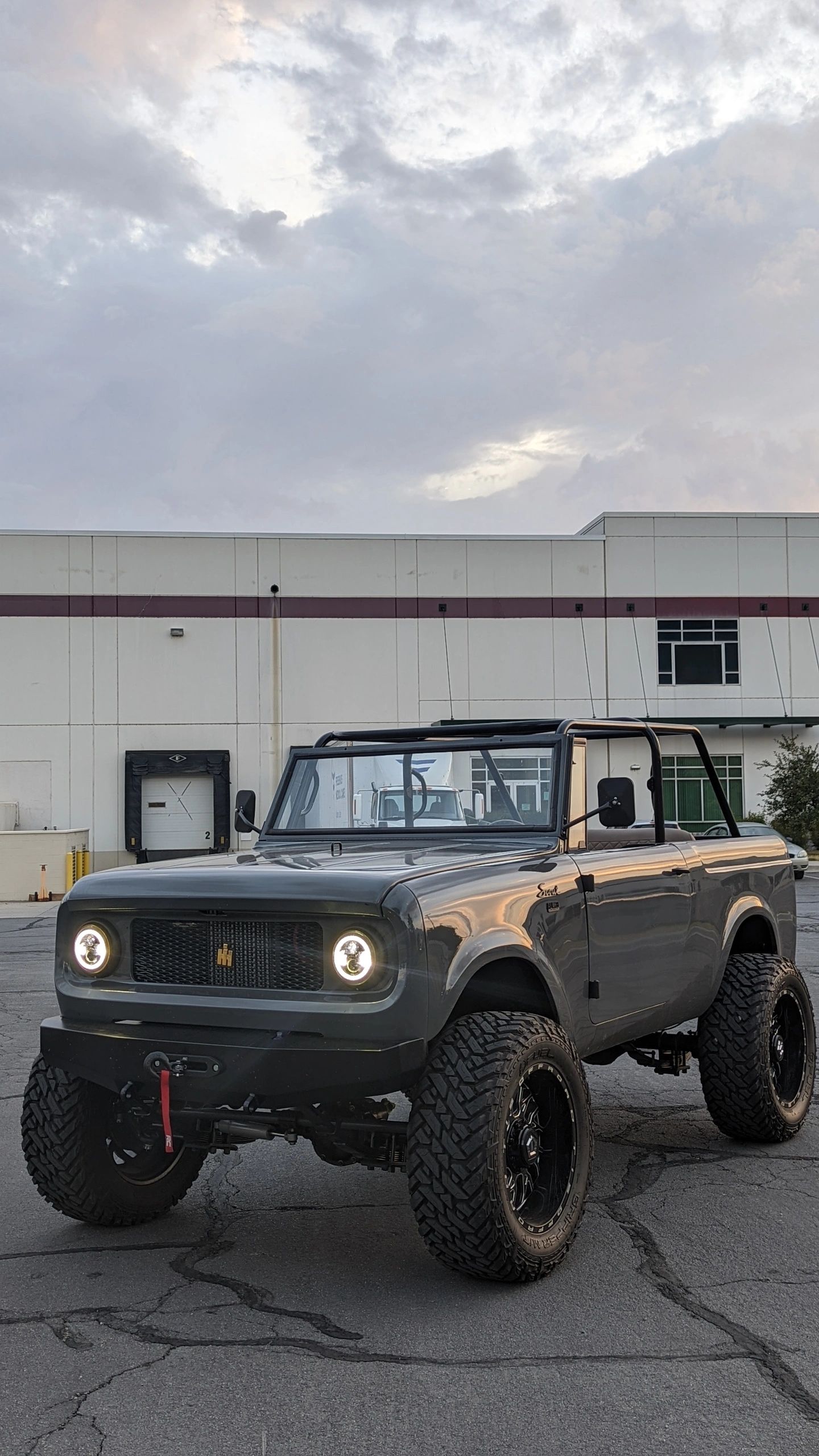 WRKR Customs