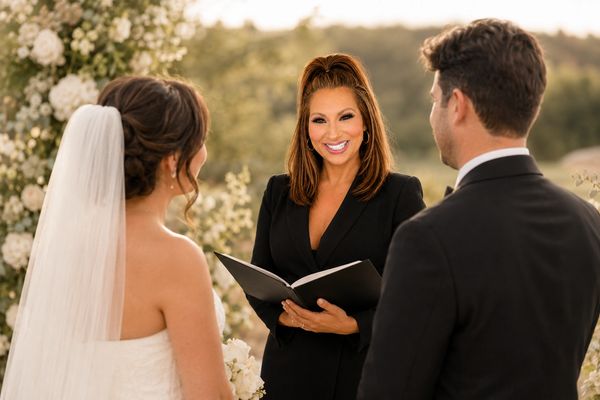 Amber-Nichole Hess providing professional wedding officiant services in Southern California