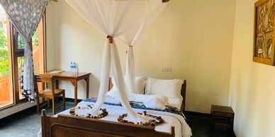 Babylon Lodge double/single room