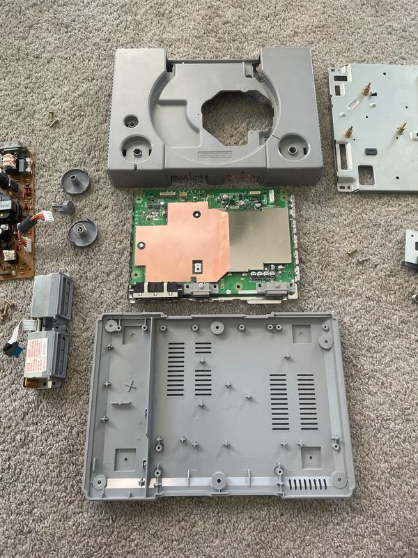 Breakdown and customization cleaning process for game consoles