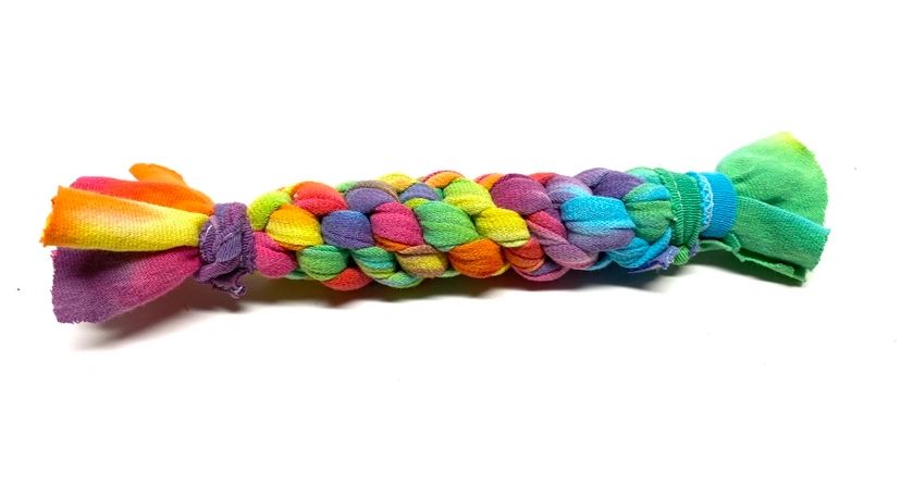make dogs toys from t-shirts make dogs toys from t-shirts