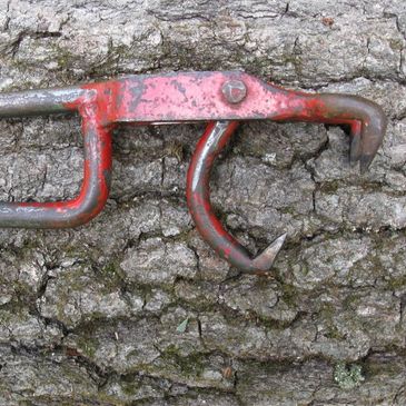 The Original and first LogJaw log carrying tool