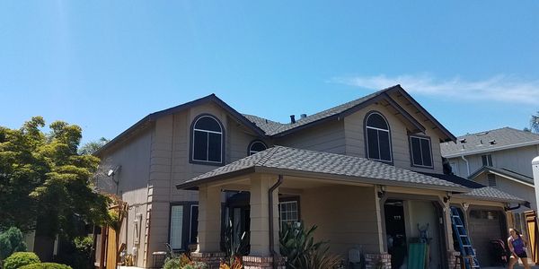 Pictured: 71/2" Seamless Fascia Gutter.

Also available: 51/2" Fascia gutter, 6" & 5" K style (O.G.)