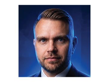 Portrait of Hannu Huikuri, founder of Huikuri Law