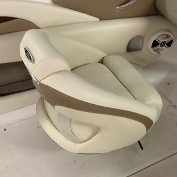 Complete marine interior for a Chaparral 210 SSI