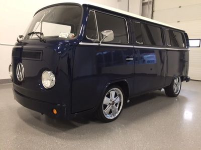 1977 VW transporter restored