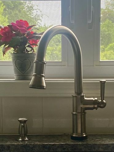 Brizow Artesso pull down faucet with Smarttouch. Stainless - Hopewell Junction, NY 12533