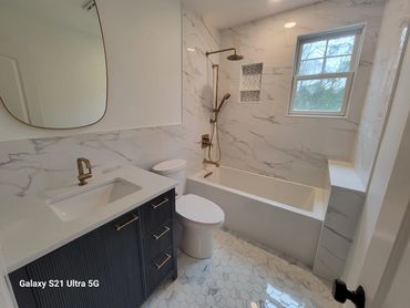 Tub, toilet, vanity with sink - Yorktown Heights, NY 10598