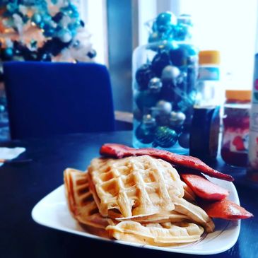 Waffles n sausage