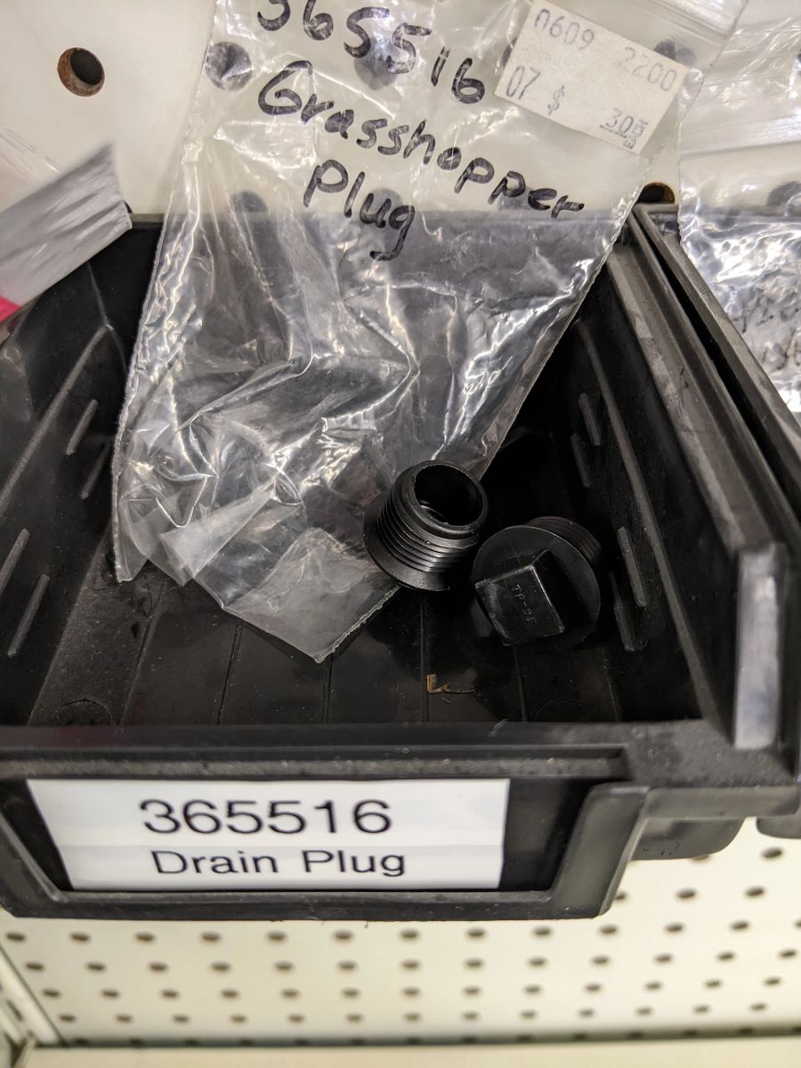 365516 Plastic Drain Plug