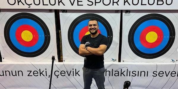 Okçuluk eğitmeni
