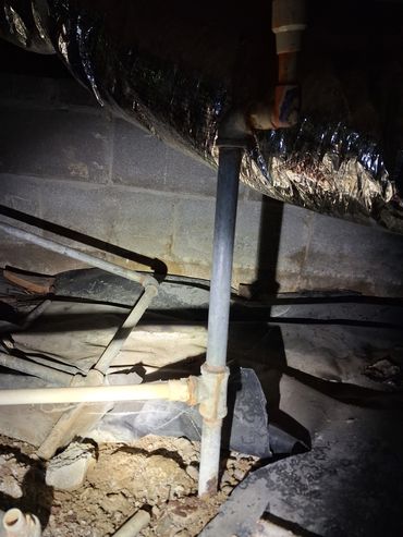 Galvanized plumbing found in Fayetteville, TN by Atchley Home Inspections during a home inspection.