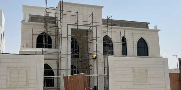 Building maintenance and IT Projects Compilate Projects.