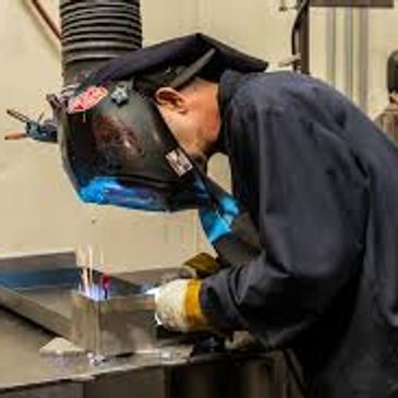 Welding Services
We provide professional welding solutions for residential, commercial, and industrial projects. Our services include metal fabrication, repair, and installation, using advanced techniques and high-quality materials to ensure strong, durable, and precise results.