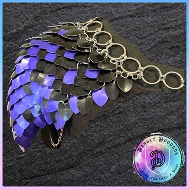 Purple and black scalemaille pauldron / shoulder wing in anodised aluminium & stainless steel