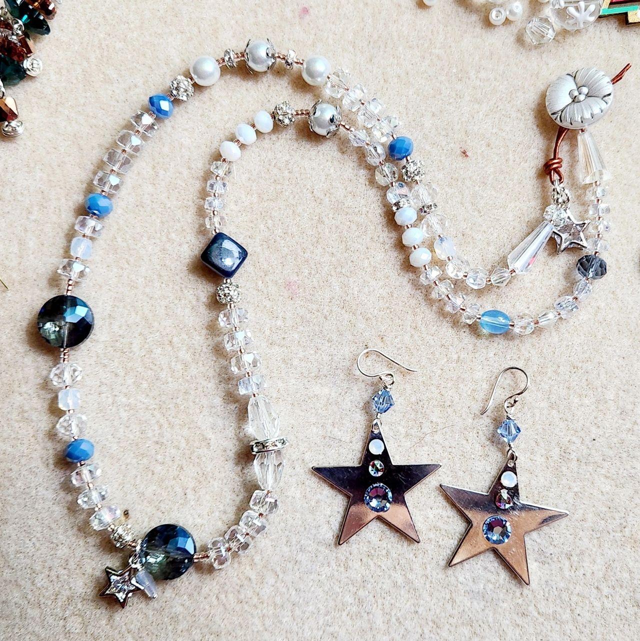 Winter Wonderland Necklace & Earrings