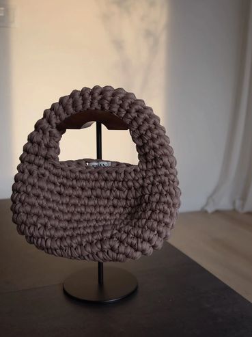 Handmade chunky knit brown handbag.