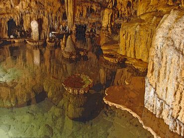 Meramec River Cave