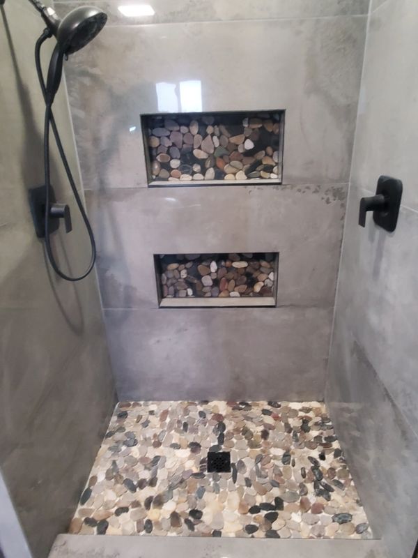 Tile shower pan